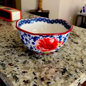 I have 4 cereal bowls from pioneer woman collection